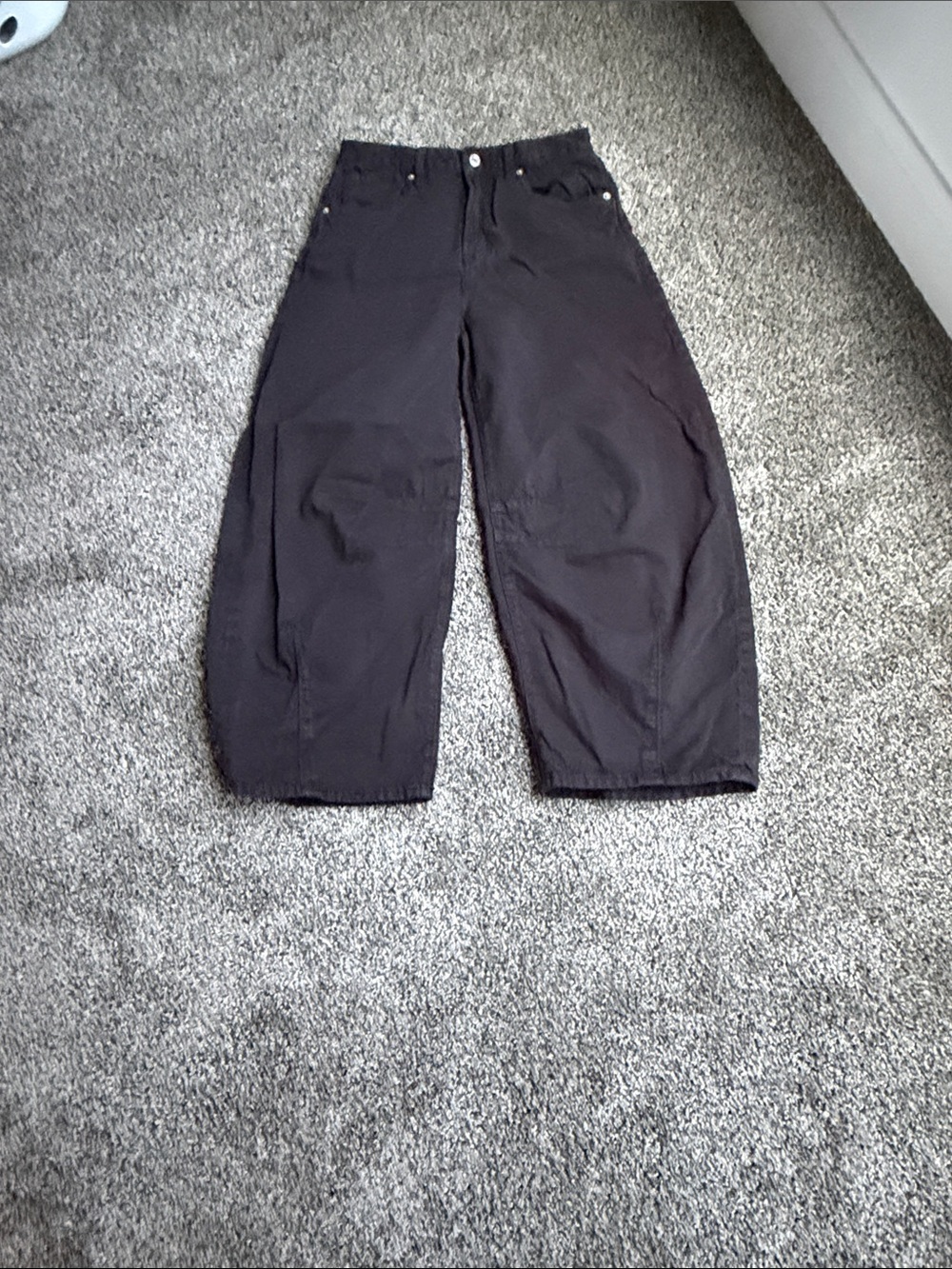 GAP Women's Black Cargo Jeans